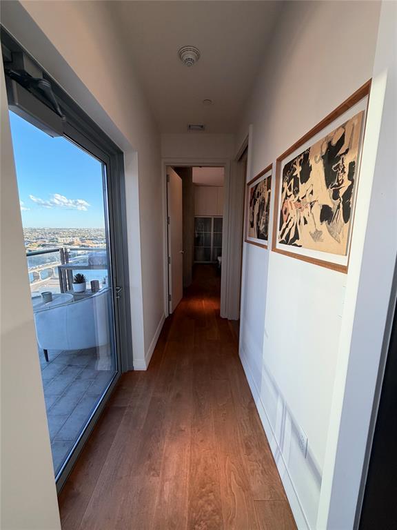 Building Photo - 210 Lavaca St