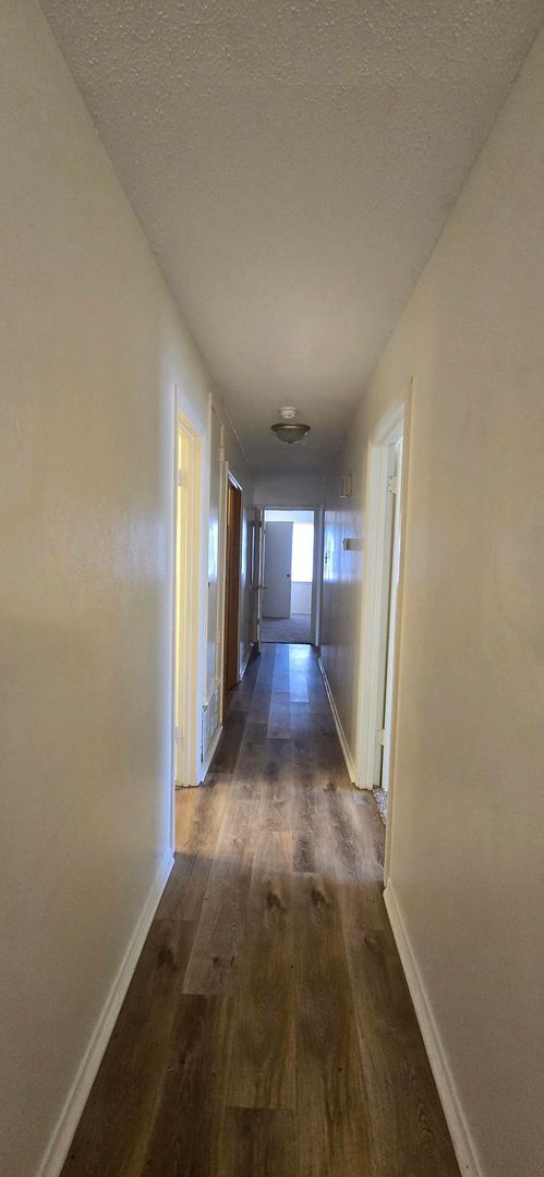 Building Photo - Coming Soon-Cozy 3 Bedroom Unit! Tour Today!