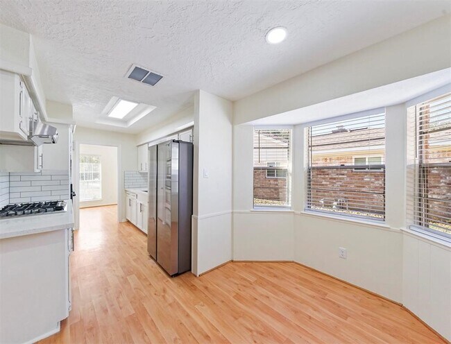 Building Photo - 14006 Briarworth Dr