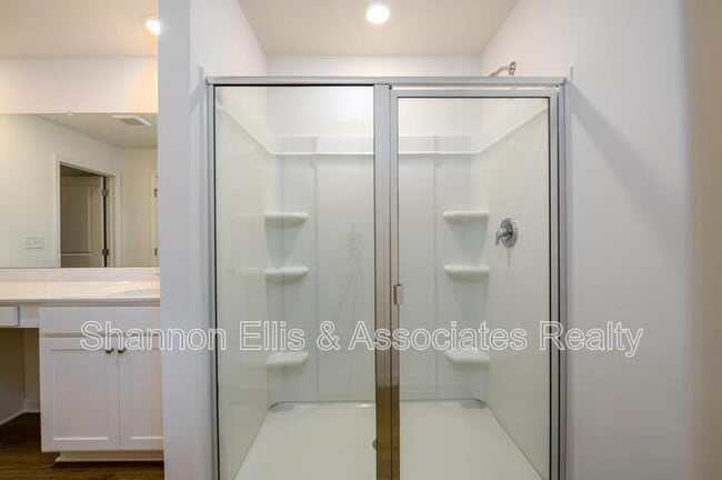 Building Photo - 2559 Adventure Wy