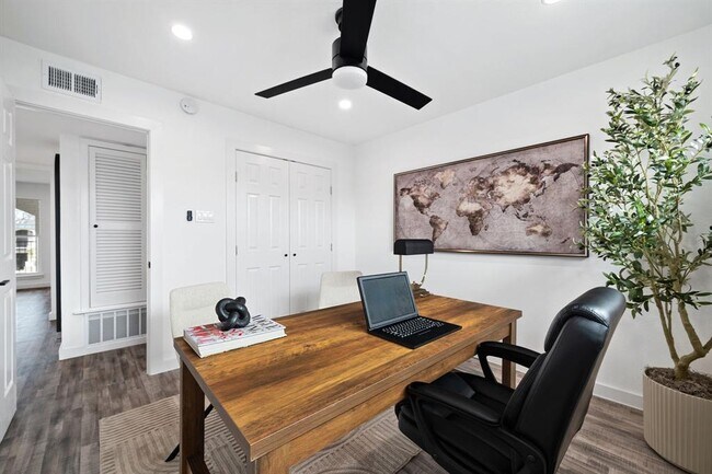 Building Photo - 5911 Sheridan Ave