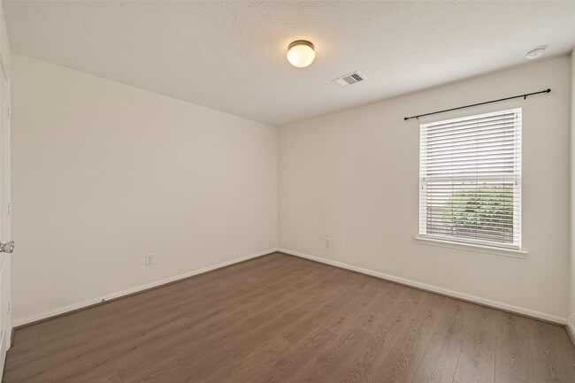 Building Photo - 18814 Bailey Oaks Ln