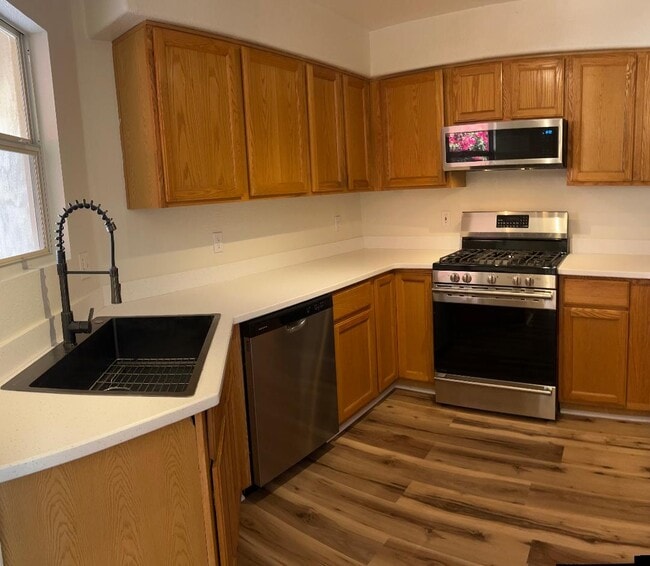 Building Photo - 5484 W Dove of Peace Dr