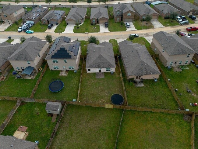 Building Photo - 22538 Cloverland Field Dr