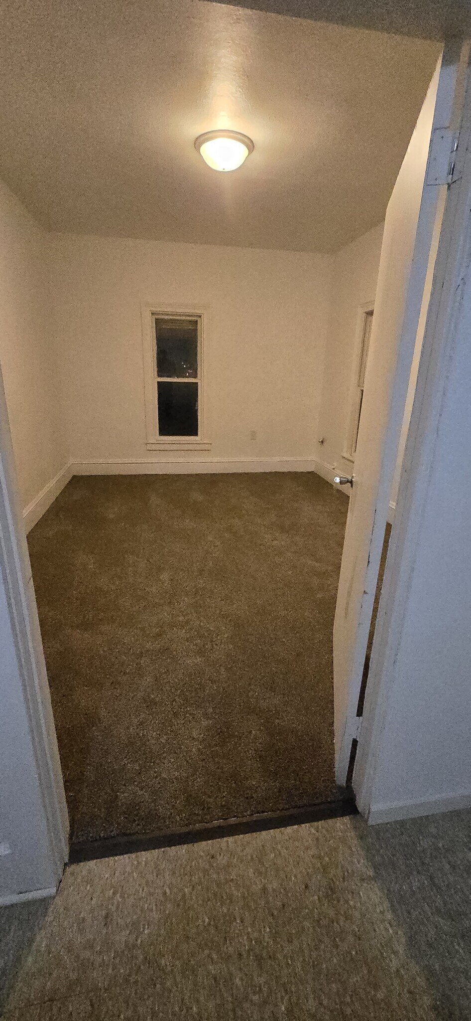 Building Photo - 1302 2nd Ave N