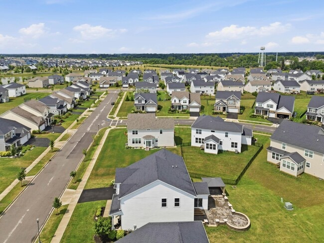 Building Photo - 637 Bald Eagle Dr