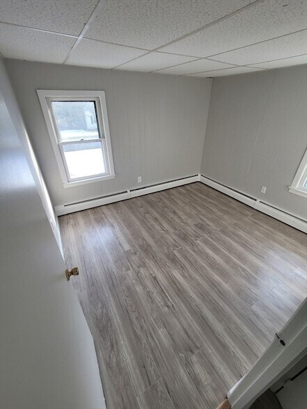 Building Photo - 192 Tiogue Ave