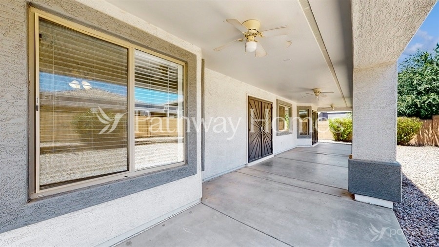 Building Photo - 43290 W Griffis Dr