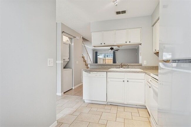 Building Photo - 11356 Stratton Park Dr