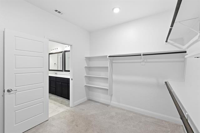 Building Photo - 916 10th St