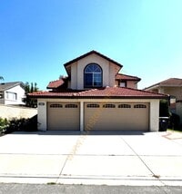 Building Photo - FULLY REMODELED CHINO HILLS BEAUTY! 4 BEDROOMS OFFICE 3-CAR GARAGE TOP SCHOOLS