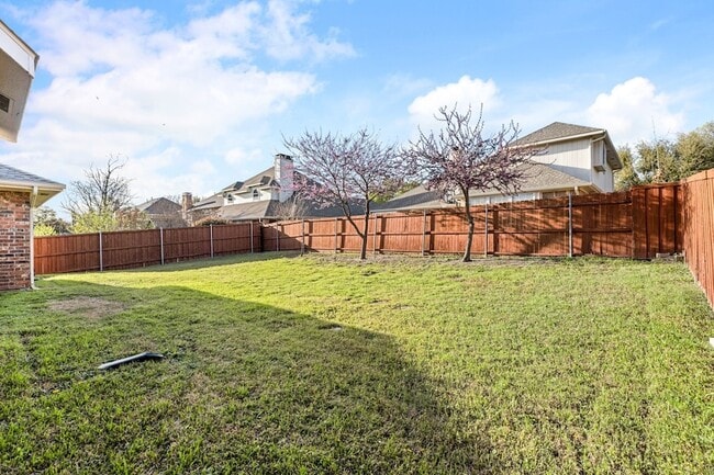 Building Photo - 4709 Justin Dr