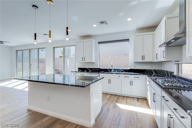 Building Photo - 5079 Appalachia Crk Ave