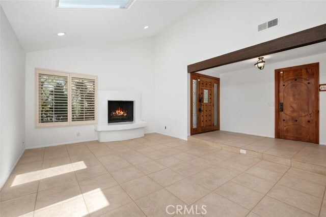 Building Photo - 16 Banyan Tree Ln