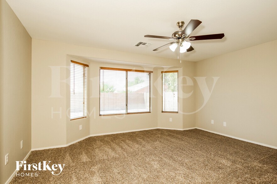 Building Photo - 7221 W Marlette Ave