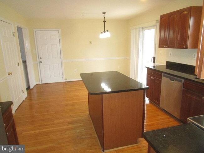 Building Photo - 8711 Temple Hill Rd