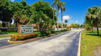 Building Photo - 10845 SW 112th Ave