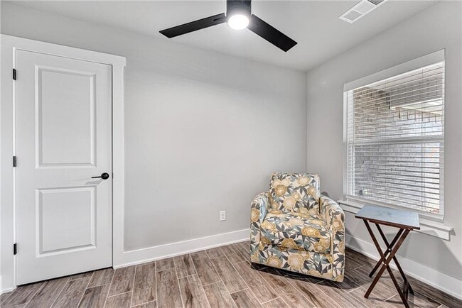 Building Photo - 55 Watson Ln