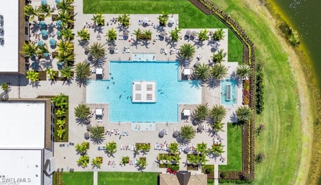 Building Photo - 19573 Hinkley Dr