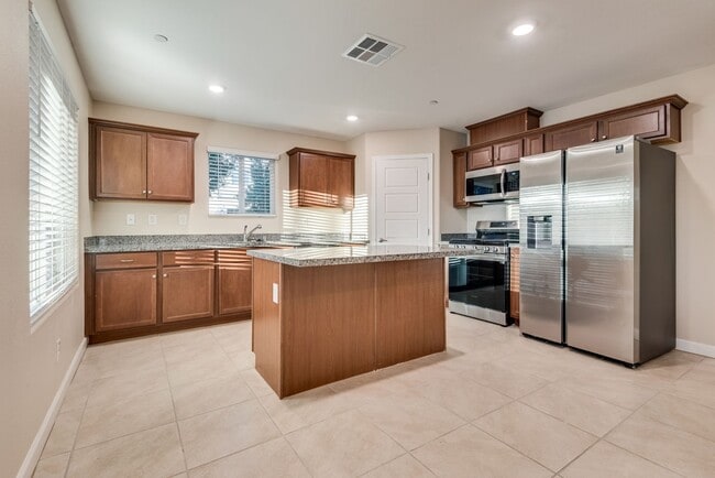 Building Photo - Modern Two-Story Townhome with Stylish Upgrades in Prime Las Vegas Location
