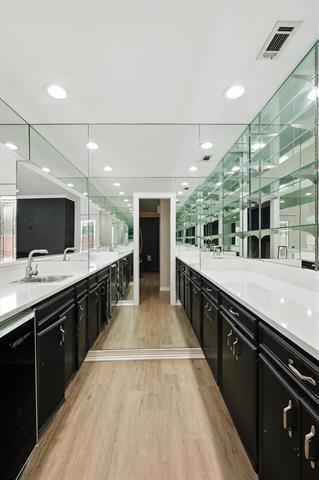 Building Photo - 7021 Lattimore Dr