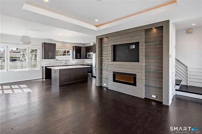 Building Photo - 24 Avery St