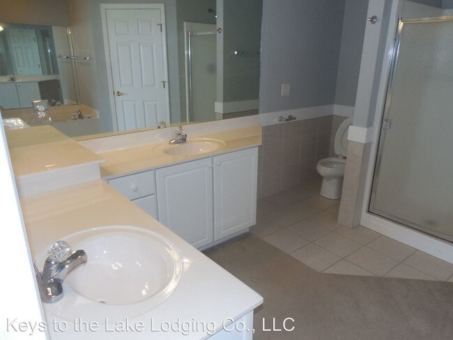 Building Photo - 142 Palisades Dr