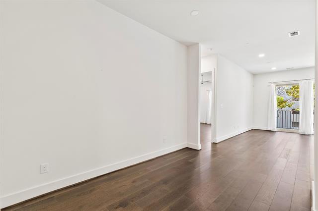 Building Photo - 15875 Spectrum Dr