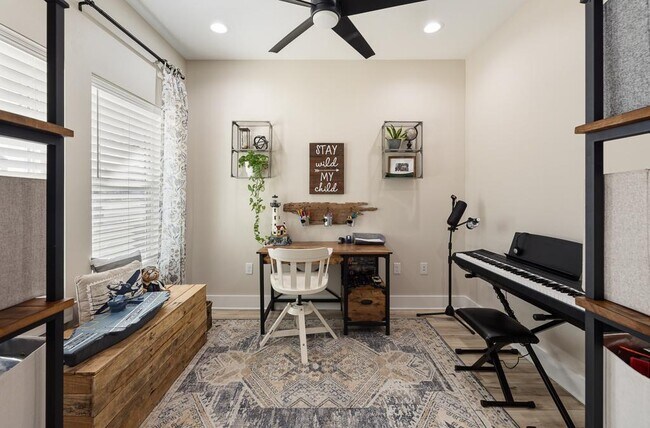 Building Photo - 246 Marsh Landing N