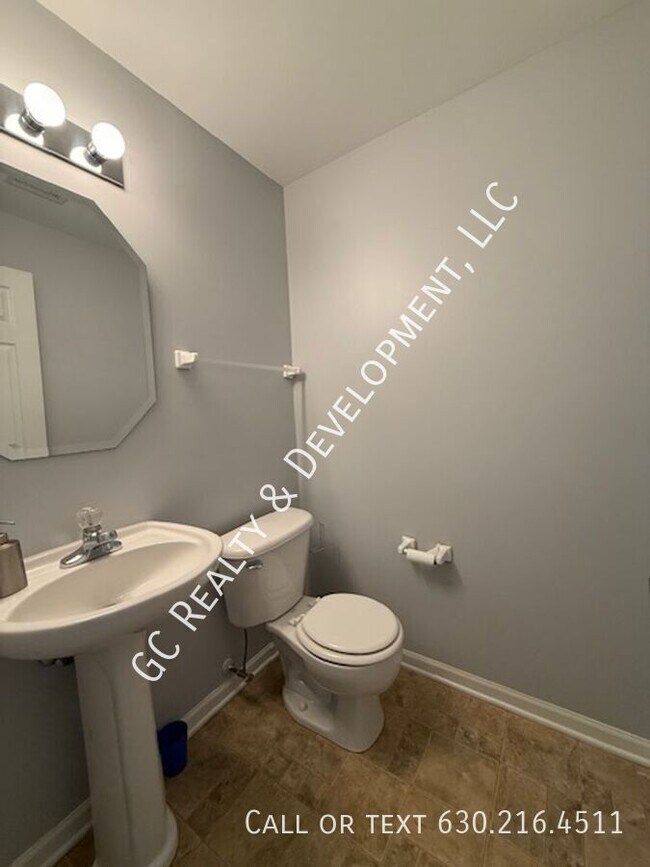 Building Photo - 4018 Boulder Ct