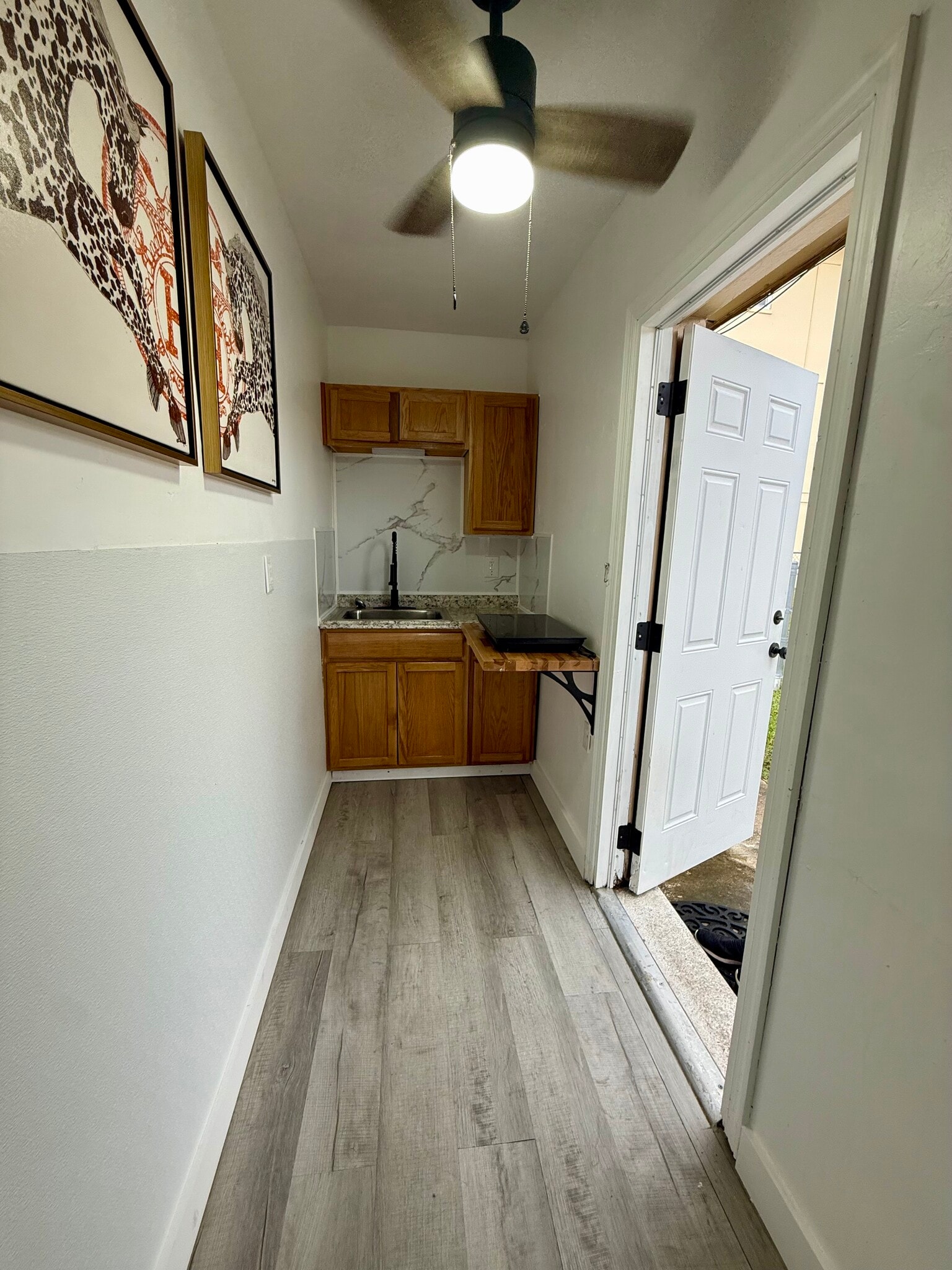 Building Photo - 337 SE 12th Ave