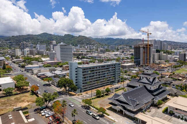 Aerial Photo - Elms Condominium