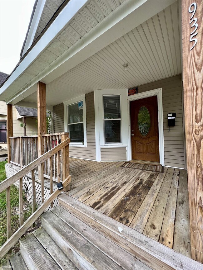 Building Photo - 1 br, 1 bath House - 935 Prospect Avenue N...