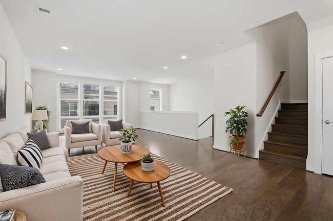 Building Photo - 13367 Launders St