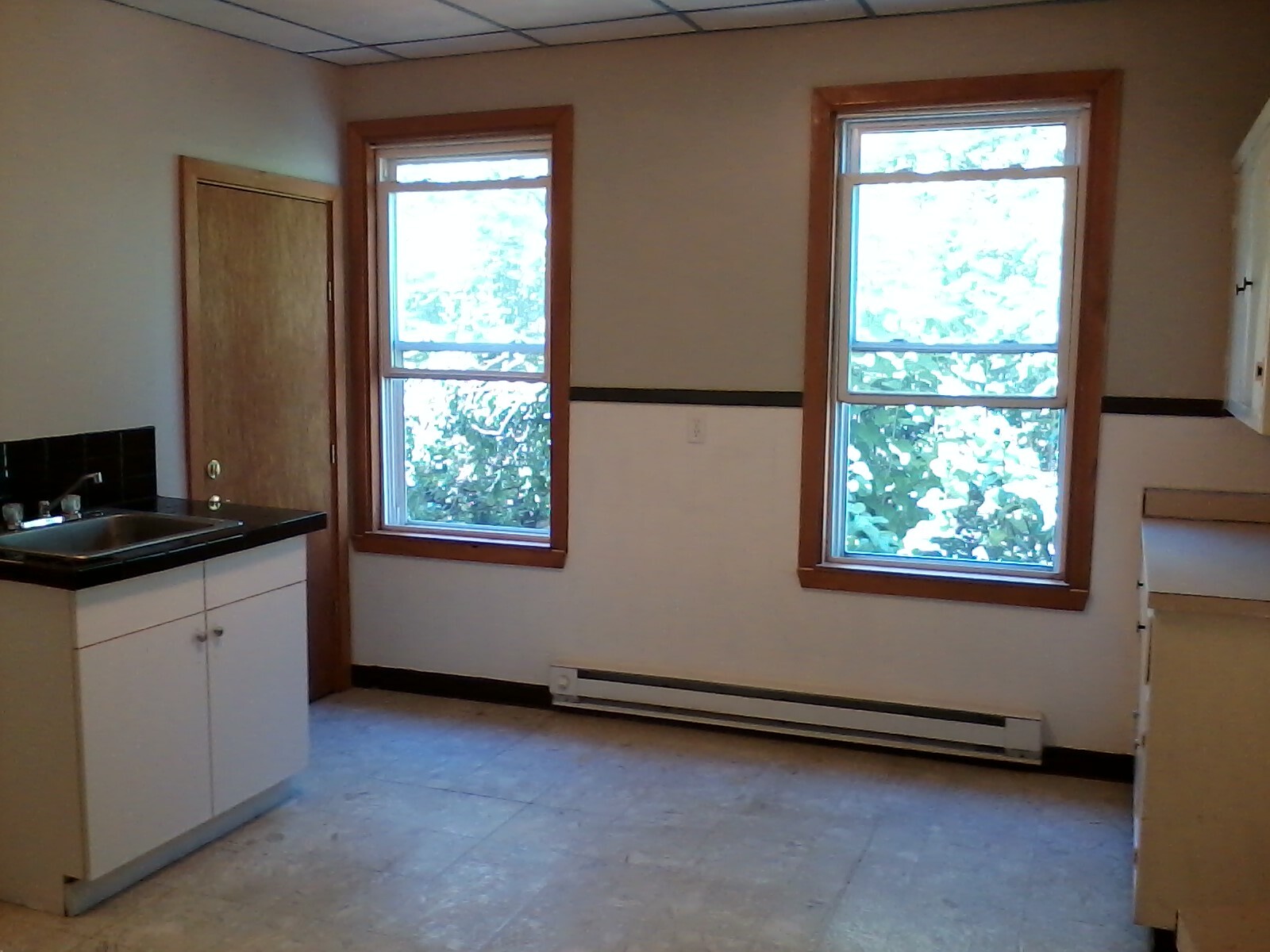 Building Photo - 96 Bennington St