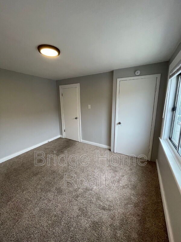 Building Photo - 2404 S 18th St