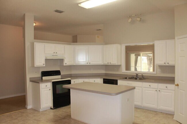 Building Photo - 1606 Trent St