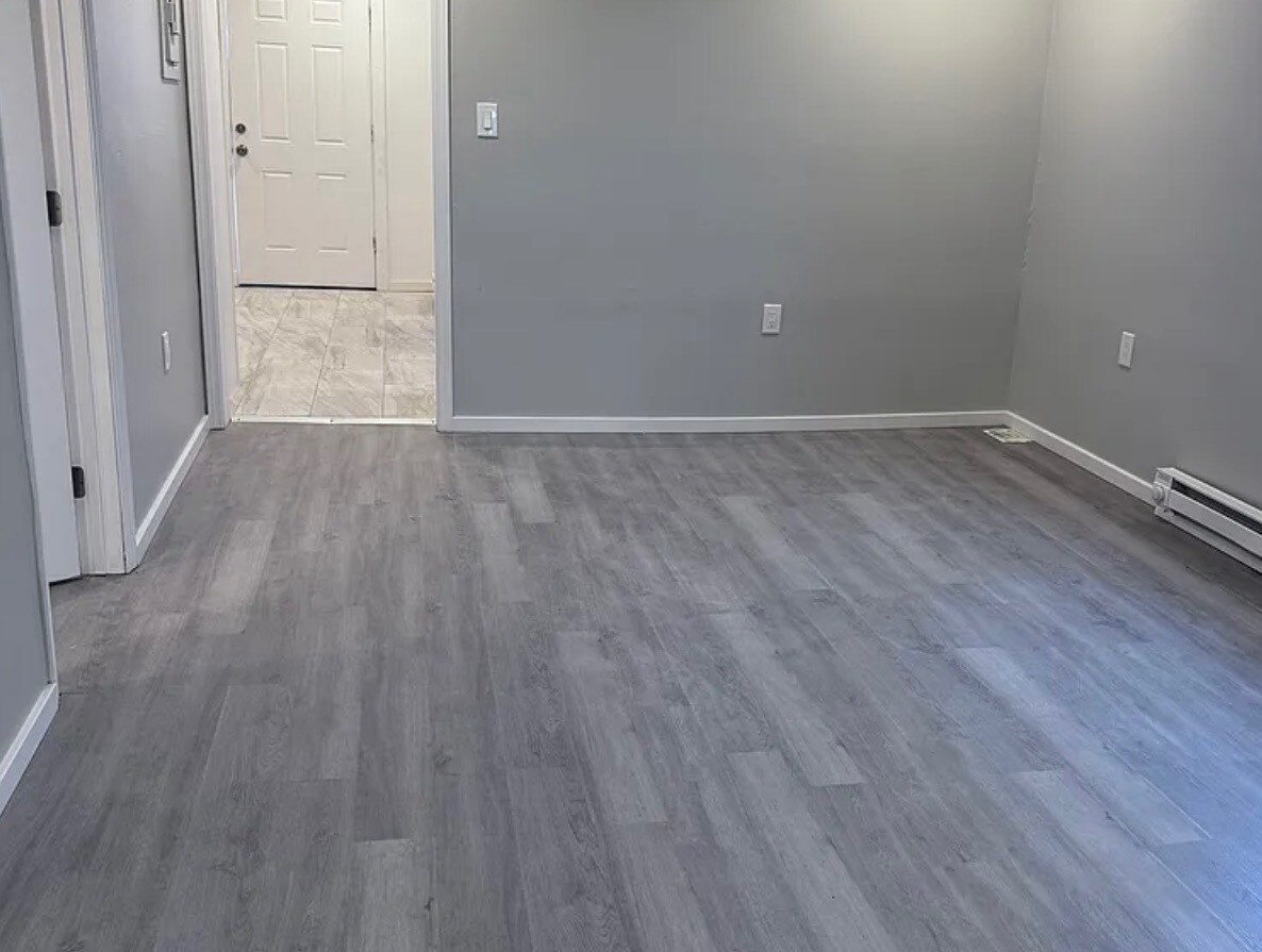 Building Photo - 169 Hall Ave