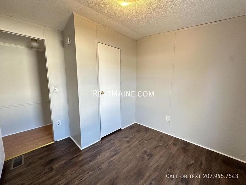 Building Photo - 20 Bearberry Rd