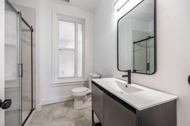 Building Photo - 1456 N Kedzie Ave