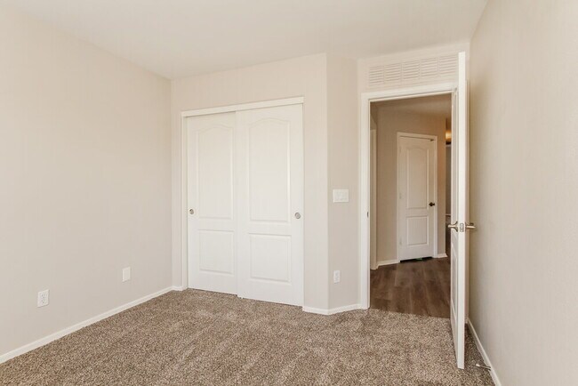 Building Photo - 801 S 125th Ave