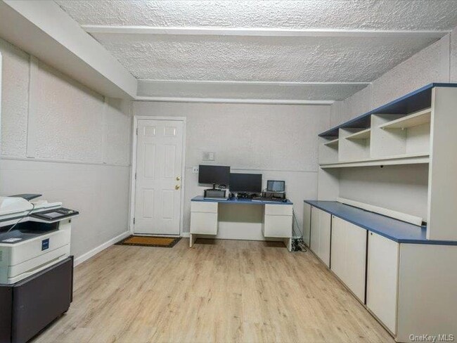 Building Photo - 42 Mesa Pl