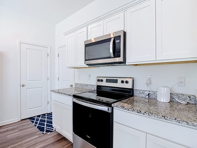 Building Photo - 35544 Shade Fern Ln