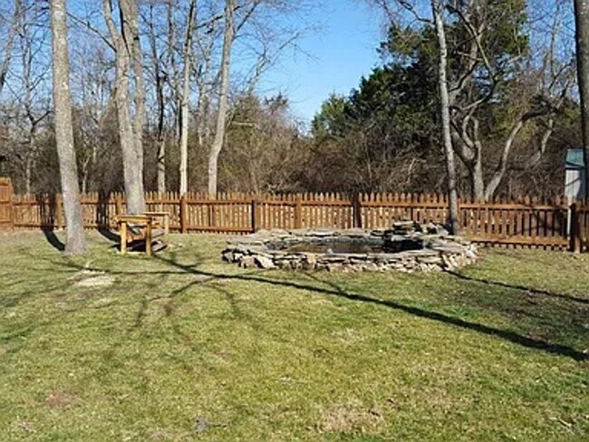 Building Photo - Here is your chance for a fancy 4 bedroom,...