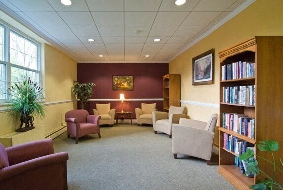 Building Photo - 20 Central St