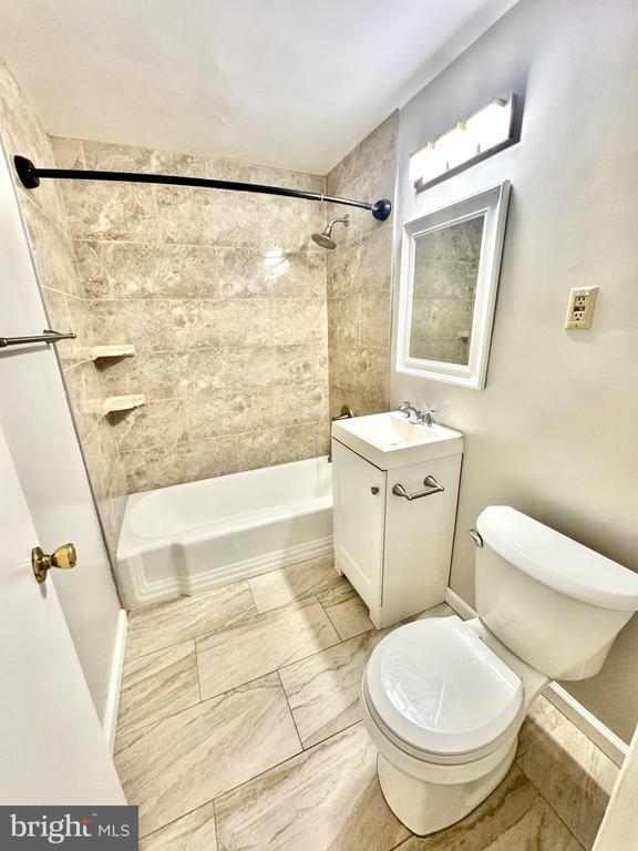 Building Photo - 1830 Columbia Pike