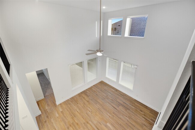 Building Photo - 7734 Clover Gully Ln