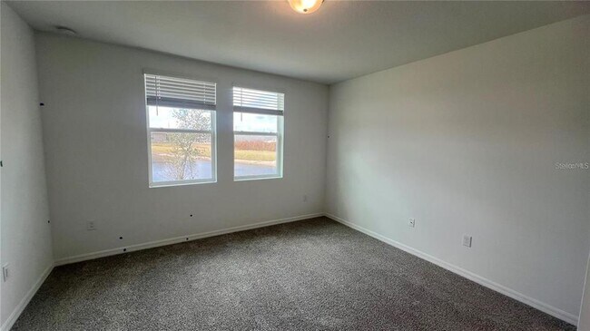 Building Photo - 3185 Viceroy Ct