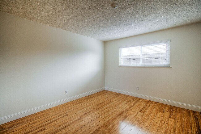 Building Photo - 1532 Atlanta Ct