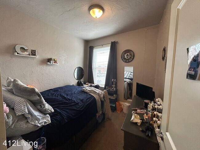 Building Photo - 4 br, 2 bath House - 82 S 24th Street